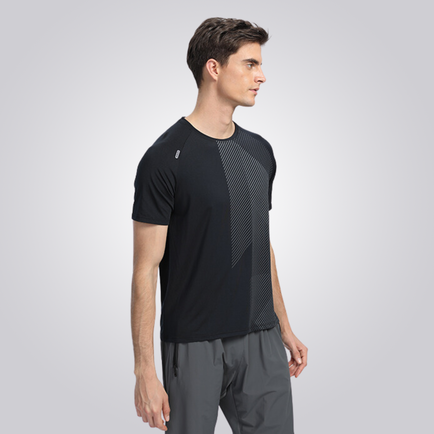 AeroDry メンズ 速乾 Tシャツ 通気性抜群 快適な人体工学設計 高機能フィット 長時間着用に最適 さらに汗処理性能で集中力キープ