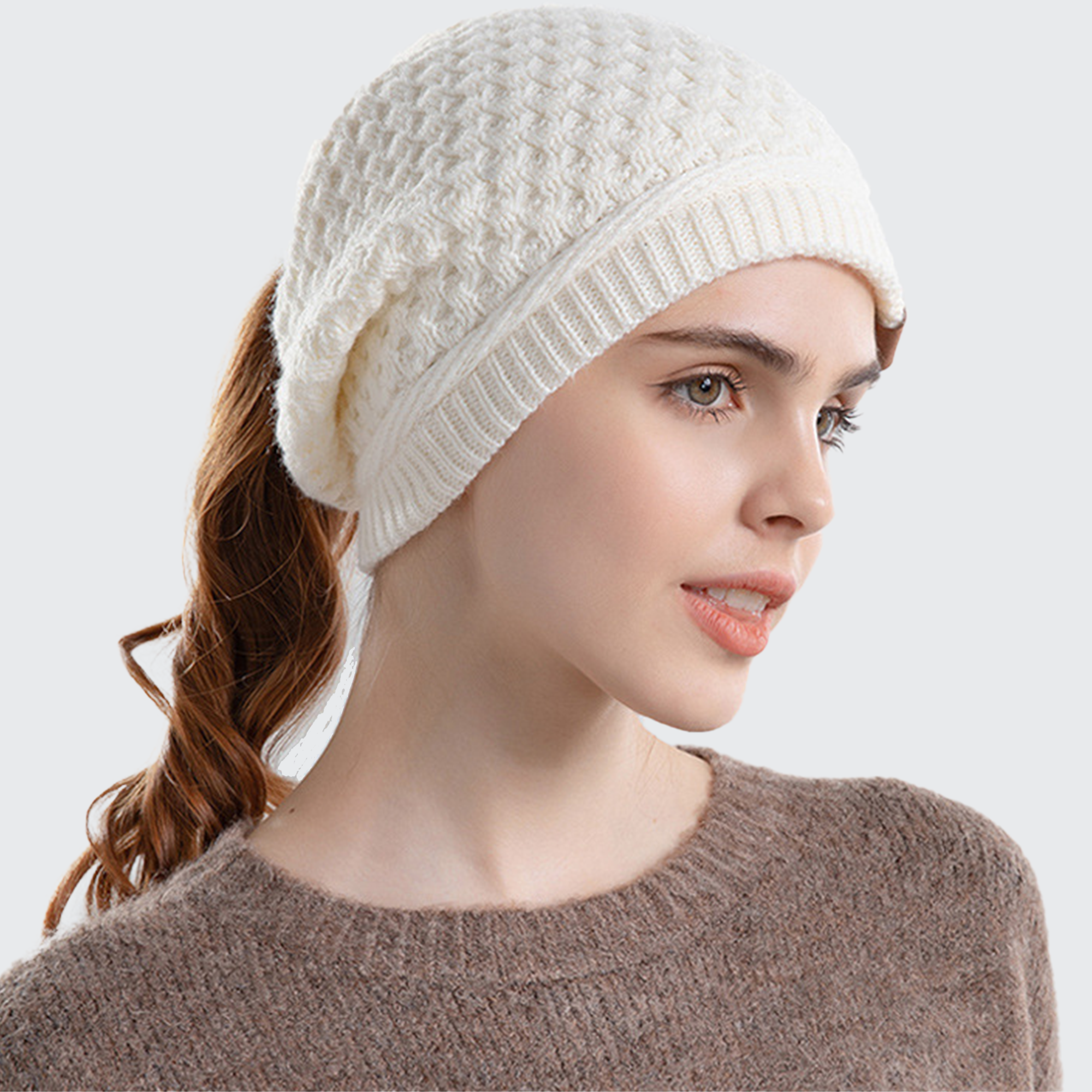 Women's Hairstyle Beanie Hat ポニーテール開口で髪形崩れなし 防寒 耳あて付き おしゃれな冬の暖かさ