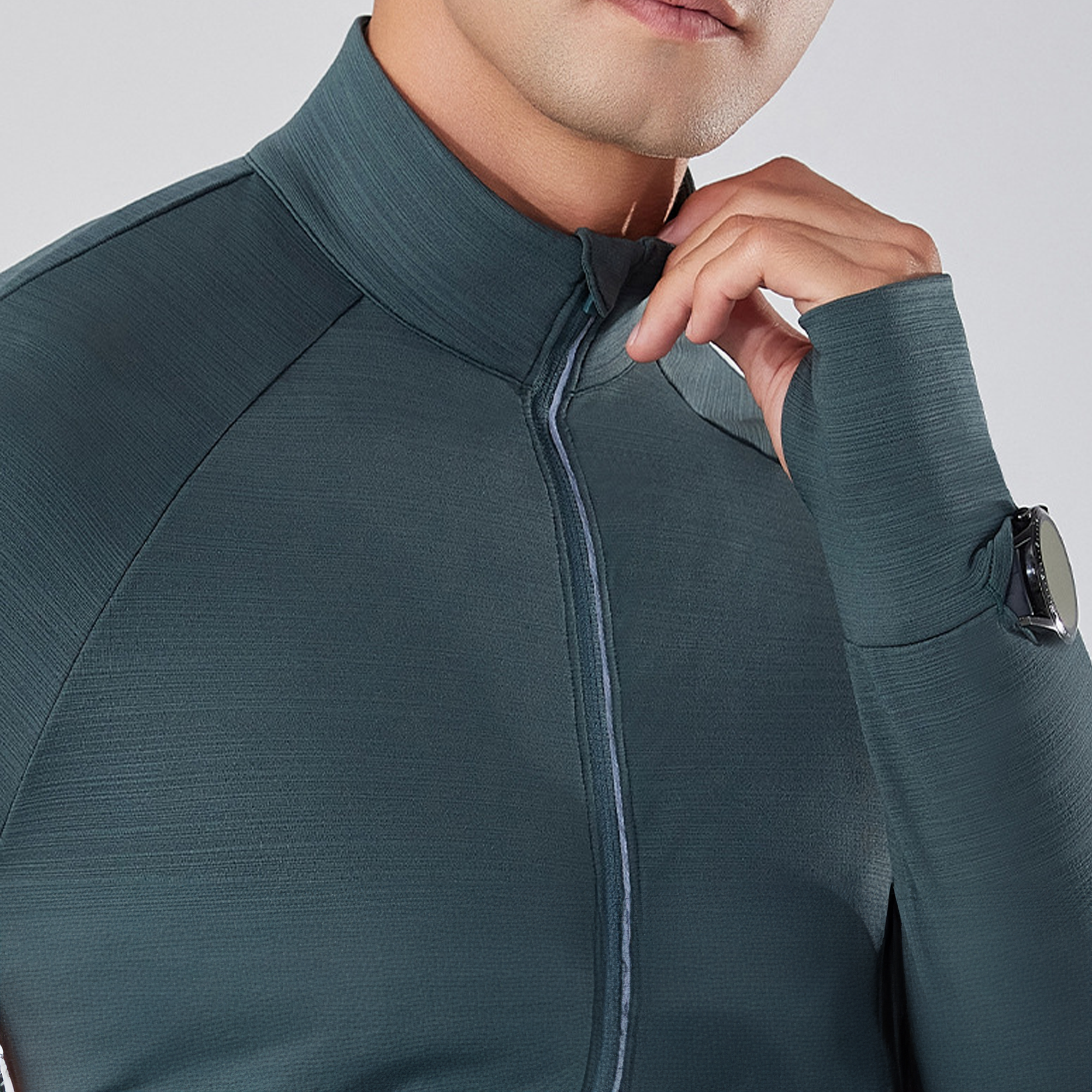 クイックステップ メンズ ベースレイヤー ハイカラー UVプロテクション サムホール スマートウォッチ対応 快適フィット アウトドア向け 高機能